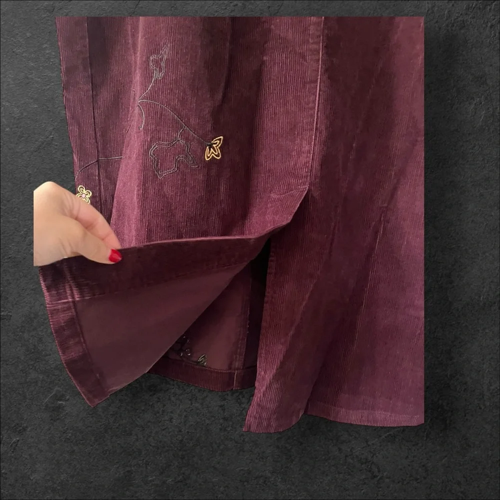 NWT CJ Banks corduroy skirt with embroidered detail 100% cotton